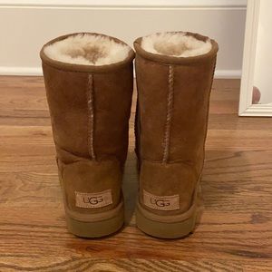 UGG Classic Short Boots